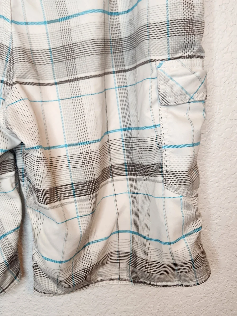 O'neill plaid board shorts men size 36 gray white turquoise swin trunks